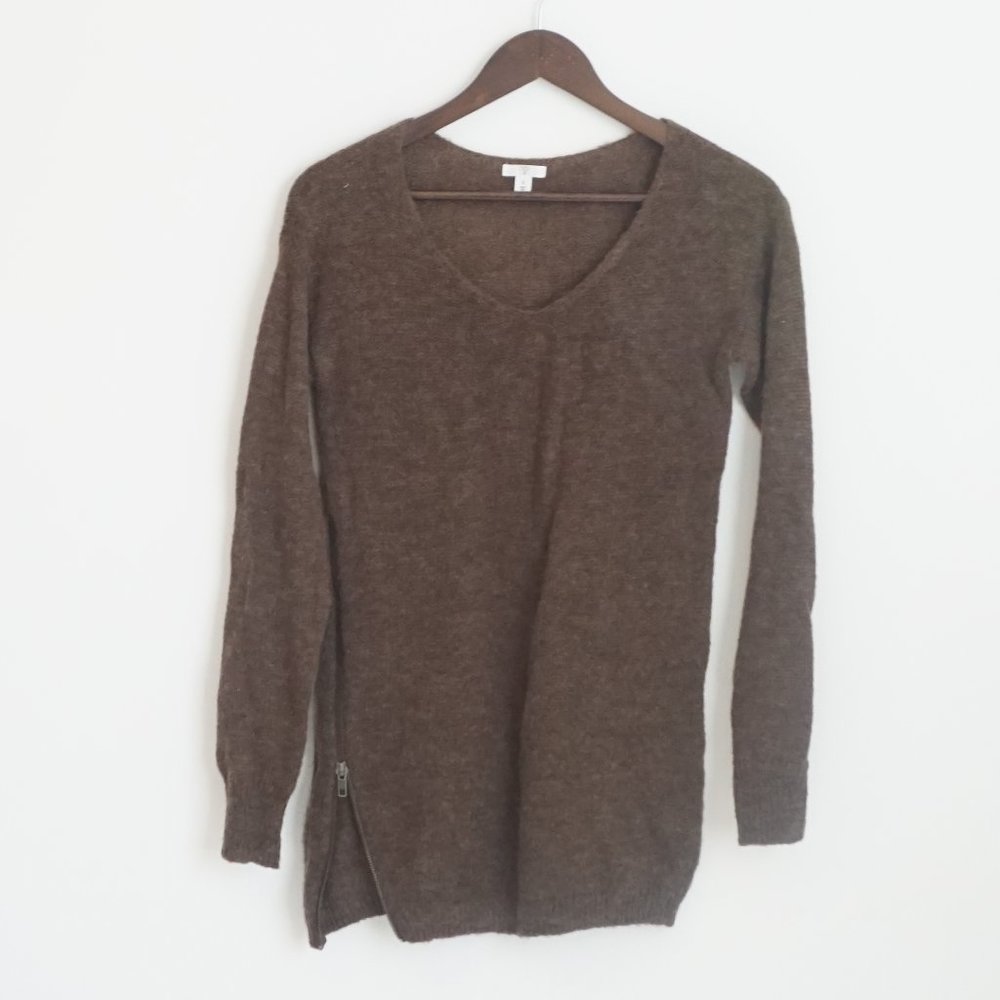 Brown V-Neck Tunic Sweater Size Small